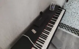 بيانو مستعمل