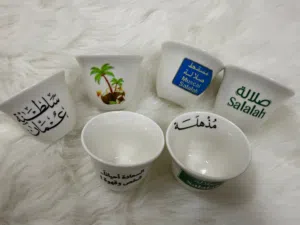 قصاصات وفناجين