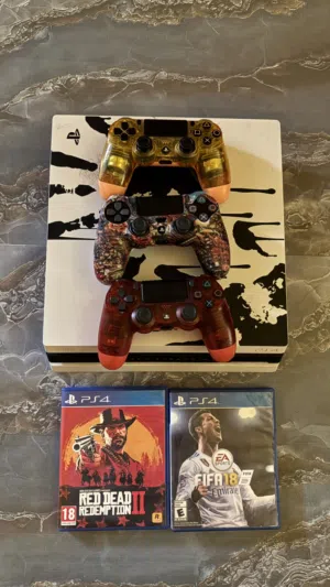 PlayStation 4 PlayStation for sale in Al Dhahirah