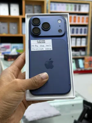 iPhone 17 pro- 256 GB - Super condition device ,100% BH - warranty 12/2/27