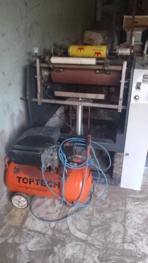 كمبروسور هوا ايطالي للبيع استعمال شهرين 25 لتر