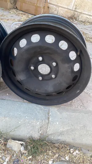 جنط حديد ل كادي مستعمل نظيف جدا بسعر مغري