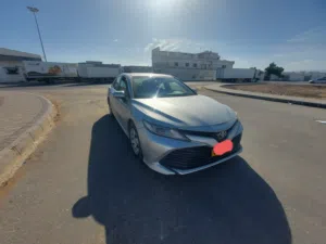 كامري نظيف موديل 2019 للبيع