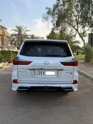 لكزز 570 خليجي 2018 سوبر سبورت مكفولة
