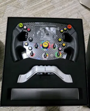 Thrustmaster Ferrari SF1000 NEW wheel