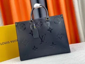 شنط ماركات خامه تجنن وكواليتي عالي جدا