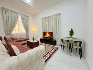 G2- اول ساكن غرفتين وصالة 5999 وغرفة وصالة 4499 واستديو 3499 شاملة الفواتير للايجار شهري