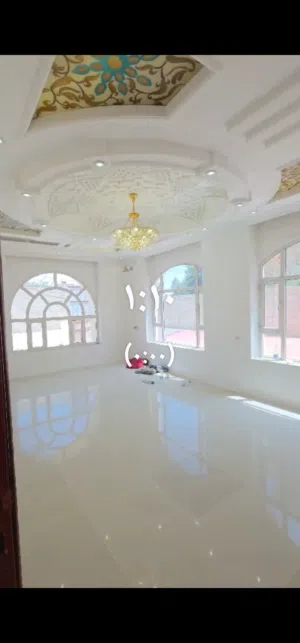 5 Bedrooms . Unfurnished . Monthly4
