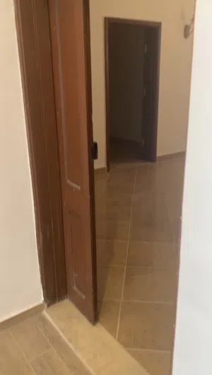 160 m2 3 Bedrooms Apartments for Rent in Tripoli Fashloum