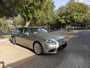 Clean 2016 Lexus LS 460L single owner