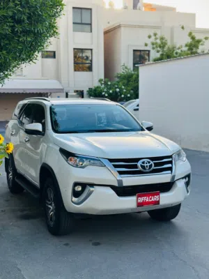 TOYOTA FORTUNER 4WD (4×4) Year-2019 7 seater 4 Wheel Drive SUV Jeep in Excellent condition