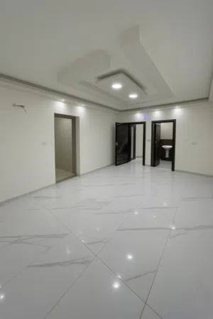 140 m2 3 Bedrooms Apartments for Sale in Zarqa Al Zarqa Al Jadeedeh