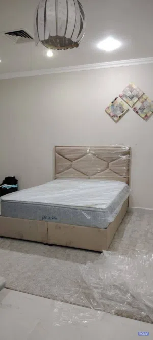 سرير طبيه للبيع 