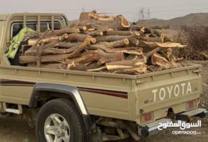 متوفر حطب سمر يابس بكل الأحجام على حسب طلب الشخص