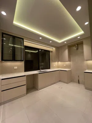 شقة فاخرة لم تسكن مودرن بتصميم عصري