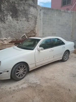 مرسيدس E 270 للبيع