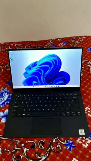 Dell XPS 13 (7390 ) Laptop– 10th generation
