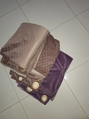 ستائر طويلة وقصيرة