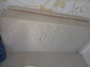 single bed with matress