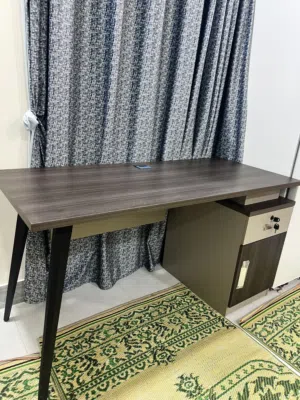 طاولة 150x70 جديدة نظيفة كلش