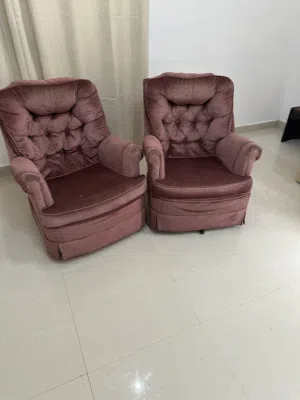 كرسيان استرخاء Two recliner chairs