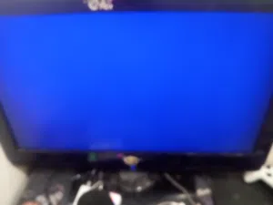تلفزيون مستعمل خفيف يشتغل حتى على البي سي سوني 5 اكس بوكس