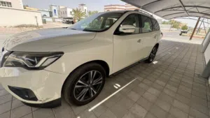 Used Nissan Pathfinder in Al Wustaa