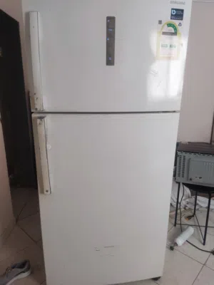 ثلاجه سامسونج ديجيتال انفرتر للبيع قطع غيار (عطلانه)