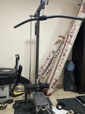 Almost New Germany brand Lat machine شبة جديد جهاز السحب الماني