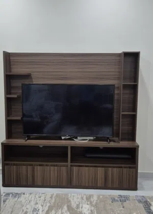 طاولة تلفزيون راقيه