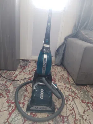 مكنسة سجاد وكنب بحالة الوكاله ماركه عالمية السعر 100