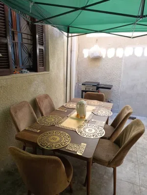 سفرة طعام 6 اشخاص