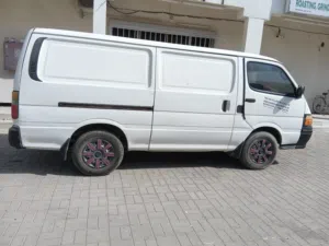 Toyota Hiace 2004