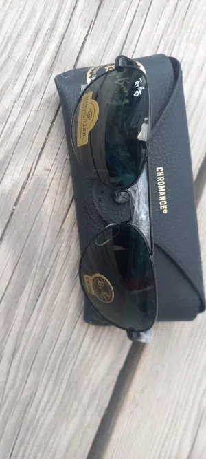 نظارة RAY BAN