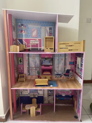 Big Doll House with accessories