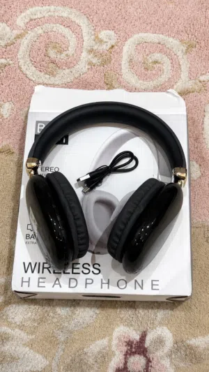 Wireless Headphones – Premium Sound & Clean Design