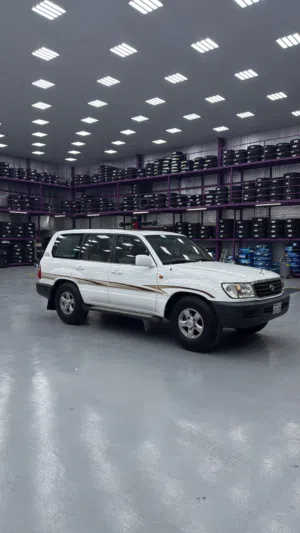 لاند كروزر GX 2002 الموتر نظيف مايشكي من شي الجاد مابقصر معاه للتواصل :