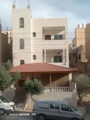  Building for Sale in Zarqa Jabal Tareq