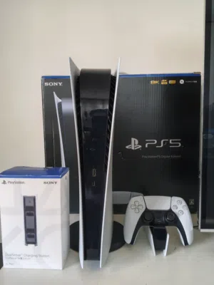 للبيع بلايستيشن 5 (PS5) بحالة ممتازة اخو الجديد لا مفتوح لا مصلح