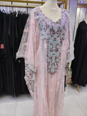 ملابس نظيفه مستخدم مره وحده للبيع بسبب عدم الحاجة لها