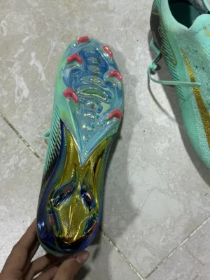 حذاء نايك مقاس 44