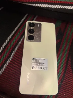 تلفون realme c75 بحاله كرتونه جديد تلفون ولا قحط جيجا 256 تلفون جديد ولا قحطة موجود في رام الله 0597