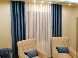 ستائر رنجات لنين وجوانب مخمل مع الجسر مقاس مترين ونص من المعرض مباشره