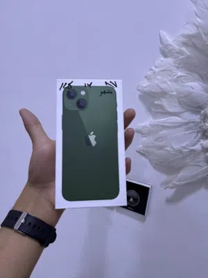 Apple iPhone 14 128 GB in Basra