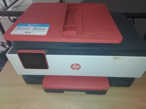 طابعه hp عالية المواصفات بها مشكله غير معروفه . hp printer very modern but have unknown proplem .