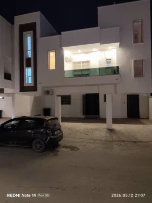 220 m2 3 Bedrooms Apartments for Sale in Tripoli Al-Serraj