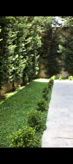 120 m2 2 Bedrooms Apartments for Rent in Amman Abdoun