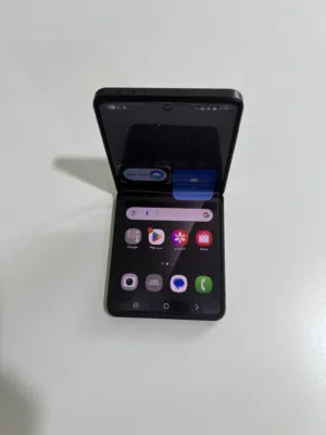 Samsung Galaxy Z Flip7 512 GB in Abu Dhabi