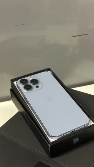 Apple iPhone 13 Pro 256 GB in Al Dakhiliya