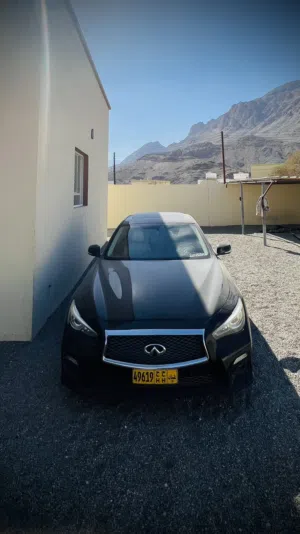 Used Infiniti Q50 in Al Dakhiliya